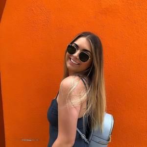 Meet your Posher, Mélissa